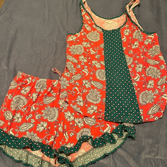 Pajama set - Picture 1 of 1